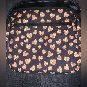 NEW JANSPORT LUNCH BAG GOLD HEARTS